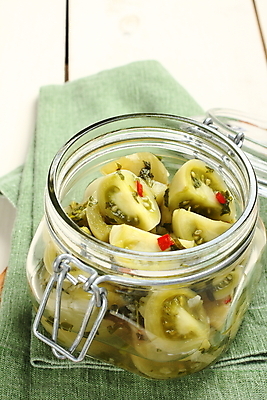 포토 JPG 해외이미지 전통 접시 계절 음식 백그라운드 토마토 채소 재료 가족 유리 건강 요리 사람없음 초록색 여름 파티 주방 식사 수확 시골 항아리 조미료 냄비 먹기 허브 향신료 준비 상쾌 유기농 매움 피클 후추 통조림 내추럴 식초 입가심 절임 채식주의자 핸드메이드 해외포토 식물 식기 웰빙 감정 컬러 농업 관계 모션 재질 이벤트 도자기 맛 솥 채식 향미료 파일형식 이미지허브