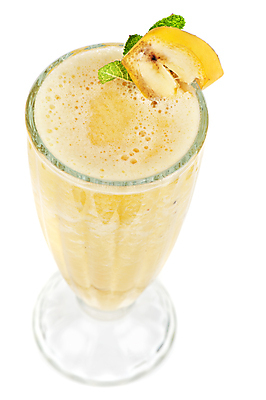 포토 JPG 해외이미지 바나나 실내 사람없음 칵테일 흰배경 칵테일잔 해외포토 백그라운드 술잔 과일 주류 내부 흰색 파일형식 이미지허브