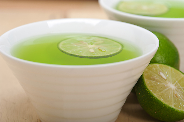 포토 JPG 해외이미지 실내 사람없음 컵 라임 라임주스 나무배경 해외포토 식기 백그라운드 과일 내부 과일주스 파일형식 이미지허브