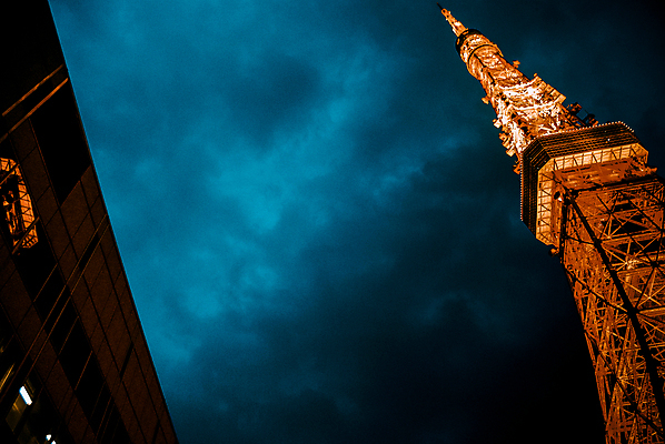 포토 JPG 해외이미지 크리스마스 하늘 조명 동양인 사람없음 야외 건물 빛 도시풍경 탑 일본 맑음 고층빌딩 도시 도쿄 야간 네온 기관 주도 해외포토 자연요소 건축물 기념일 아시아 날씨 인종 풍경 빌딩 예절 파일형식 이미지허브