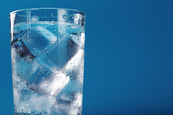 포토 JPG 해외이미지 물결 음료 음식 백그라운드 모션 자연 유리 건강 사람없음 물 파란색 빛 얼음 침묵 거품 젖음 흐름 추위 마시기 흰색 신선 투명 액체 붓기 떨어짐 시원함 갈증 크리스탈 가득함 순수 큐브 상쾌 서리 내추럴 고립 소다 스플래쉬 해외포토 자연요소 감정 컬러 컨셉 재질 소리 광석 생태계 파일형식 이미지허브