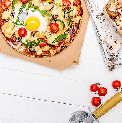 포토 JPG 해외이미지 방울토마토 피자 사람없음 버섯 메추리알 루꼴라 모짜렐라치즈 수제피자 피자칼 핸드메이드 해외포토 토마토 채소 주방용품 치즈 패스트푸드 서양음식 알 파일형식 이미지허브