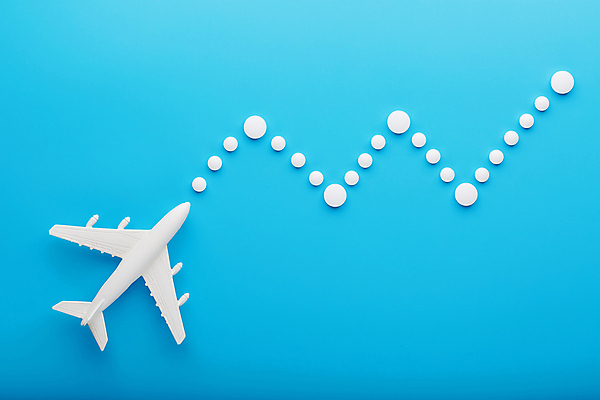 포토 JPG 해외이미지 디자인 여행 백그라운드 교통시설 탁자 휴가 비행기 사람없음 장난감 알약 여행객 신용카드 칼날 항공 파란배경 주말 제트기 승객 노선 루트 카피스페이스 해외포토 가구 교통 항공교통 대중교통 사람 금융 파란색 약 공백 시설 파일형식 이미지허브