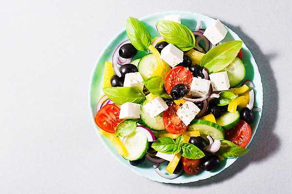 포토 JPG 해외이미지 접시 음식 백그라운드 잎 다이어트 토마토 채소 가정 양파 오이 치즈 건강 요리 사람없음 식사 저녁식사 샐러드 신선 지중해 먹기 허브 준비 유기농 올리브 후추 바질 그리스인 점심식사 채식주의자 핸드메이드 카피스페이스 맛있는 페타치즈 해외포토 서양인 식물 식기 웰빙 열매 바다 모션 유제품 공백 향신료 채식 파일형식 이미지허브