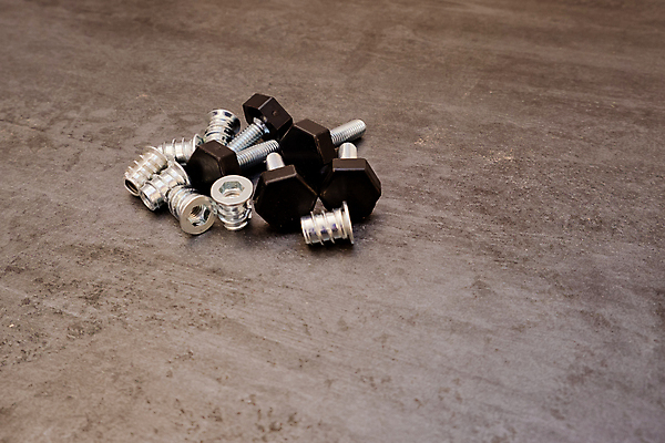 포토 JPG 해외이미지 가구 백그라운드 컨셉 부분 실내 사람없음 금속 장비 공구 나사 그룹 수리 닫기 은색 묘사 오브젝트 볼트 고정 DIY 국회 조립 업그레이드 조작 하드웨어 해외포토 컬러 생활용품 모션 재질 취미 내부 컴퓨터 도구 파일형식 이미지허브