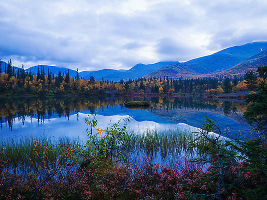 포토 JPG 해외이미지 나무 공원 호수 여행 오렌지 자연 하늘 아침 휴가 휴식 산 파노라마 사람없음 야외 초록색 물 파란색 컬러풀 반사 평화 일출 계곡 일몰 하이킹 영혼 숲 순수 명상 전국 절정 해외포토 주간 자연요소 식물 공공시설 컬러 컨셉 과일 레저 촬영기법 노을 생태계 파일형식 이미지허브