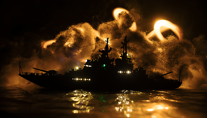 포토 JPG 해외이미지 실루엣 무기 바다 백그라운드 오렌지 교통시설 불 항해 사람없음 물 빛 세계 탑 검은색 어둠 힘 총 보트 방어 수비 야간 공격 폭발 충돌 군용 싸움 전쟁 함선 해군 장면 군함 육군 대포 연소 재앙 해외포토 자연요소 건축물 컬러 교통 배_교통 과일 모션 군대 촬영기법 어류 시설 파일형식 이미지허브