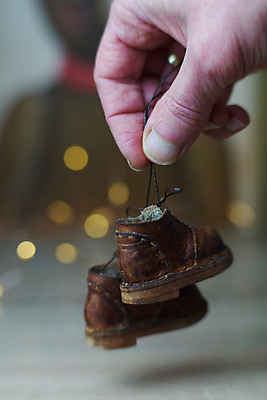 포토 JPG 해외이미지 라이프스타일 디자인 옷 여자 어린이 인형 백그라운드 신발 컨셉 2 곰 부츠 취미 사람없음 쇼핑 컬러풀 장난감 뷰티 유행 곰인형 미니어처 수확 아기 쌍 우아함 작음 오브젝트 고립 양발 파스텔톤 핸드메이드 스타일 해외포토 동물 컬러 농업 포유류 사람 생활 모형 크기 파일형식 이미지허브