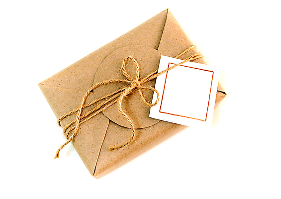 포토 JPG 해외이미지 종이 백그라운드 크리스마스 포장 휴가 선물 사람없음 장식 상자 갈색 쪽지 수확 흰색 시골 축하 신용카드 정상 오브젝트 활 심플 패키지 노끈 DIY 내추럴 고립 핸드메이드 해외포토 기념일 줄 컬러 컨셉 농업 취미 금융 파일형식 이미지허브