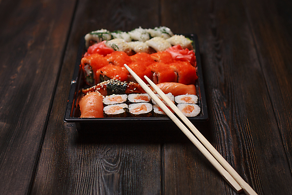 포토 JPG 해외이미지 젓가락 사람없음 롤스시 일본음식 해외포토 음식 수저 초밥 파일형식 이미지허브