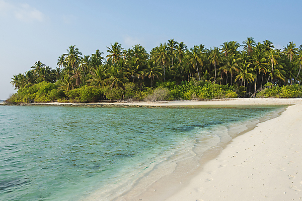 포토 JPG 해외이미지 주간 섬 하늘 열대 해변 사람없음 야외 여름 야자수 여름풍경 휴양지 해외포토 자연요소 나무 계절 바다 풍경 장소 파일형식 여름_계절 이미지허브