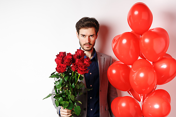 포토 JPG 해외이미지 남자 꽃다발 한명 들기 상반신 성인 앞모습 장미 흰배경 풍선 성인남자한명만 해외포토 1 꽃 뷰포인트 백그라운드 모션 사람 흰색 남자한명만 성인남자만 파일형식 이미지허브