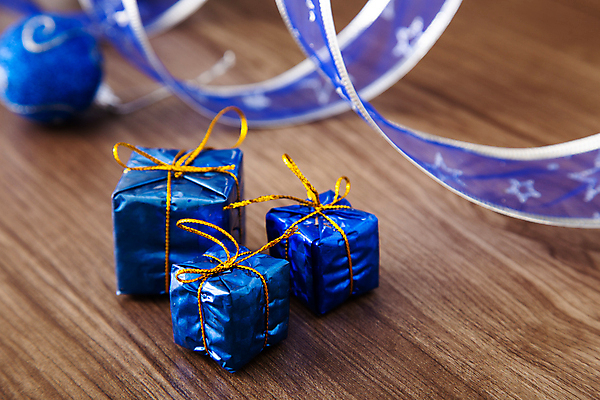 포토 JPG 해외이미지 나무 계절 리본 종이 백그라운드 컨셉 크리스마스 겨울 패턴 탁자 휴가 새로움 새해 프레임 선물 사람없음 목재 장식 빨간색 우주 축제 장식볼 축하 소나무 배열 초대 머리위 전나무 구성 플랫레이 카피스페이스 해외포토 식물 기념일 컬러 가구 무늬 재료 공백 플랫 파일형식 이미지허브