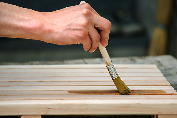 포토 JPG 해외이미지 손 벽 가구 백그라운드 컨셉 가사 표면 노동자 바닥 주택 사람없음 야외 목재 장식 울타리 인테리어 갈색 정원 페인트 공구 붓 업무 얼룩 수리 보호 널 목수 질감 페인트붓 화가 목공예 내추럴 니스 복원 수목 업그레이드 해외포토 나무 직업 디자인 컬러 생활용품 재료 건물 신체부위 담장 도구 작업 공예 파일형식 이미지허브