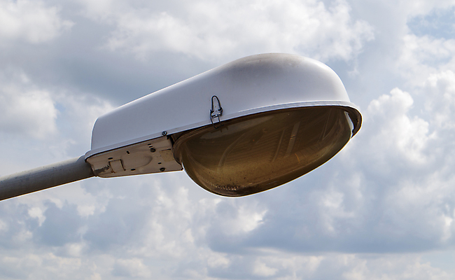 포토 JPG 해외이미지 모양 디자인 유럽 도로 백그라운드 가로등 건축양식 창문 하늘 조명 거리 사람없음 야외 파란색 빛 금속 검은색 장비 회색 수확 흰색 등불 램프 기둥 도시 닫기 철 오브젝트 싱글 복고 봉 고립 그런지 엘리먼트 옛날 해외포토 공공시설 건축 나라 길 컬러 농업 교통시설 모션 재질 파일형식 이미지허브