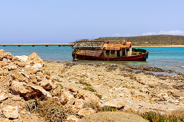 포토 JPG 해외이미지 바다 섬 여행 교통시설 하늘 날씨 휴가 항해 풍경 사람없음 물 여름 파란색 컬러풀 금속 맑음 손상 수확 보트 지중해 버리기 그리스 부식 암초 그리스인 옛날 재앙 조난 터키석 해외포토 자연요소 서양인 계절 유럽 컬러 교통 컨셉 농업 배_교통 모션 재질 보석 시설 파일형식 이미지허브