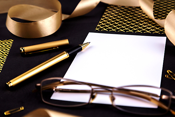 포토 JPG 해외이미지 템플릿 배너 교육 리본 종이 백그라운드 컨셉 비즈니스 학교 탁자 프레임 미술 사람없음 목재 장식 빛 사무실 펜 우주 검은색 쪽지 놀람 공백 수확 흰색 축하 인사 업무 신용카드 메시지 황금 플랫 고급 정상 심볼 오브젝트 질감 문서 복고 초대 고립 옛날 해외포토 나무 감정 컬러 가구 농업 재료 문화예술 표정 금융 필기구 예절 작업 파일형식 이미지허브