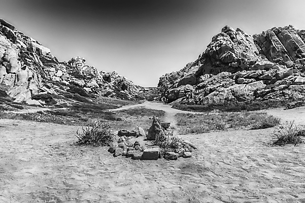 포토 JPG 해외이미지 바다 여행 자연 휴가 풍경 사람없음 여름 파란색 관광지 빛 태양 노란색 이탈리아 달 신비 지중해 마법 숨김 고립 화강암 화창 해외포토 자연요소 계절 유럽 컬러 컨셉 날씨 암석 생태계 파일형식 이미지허브