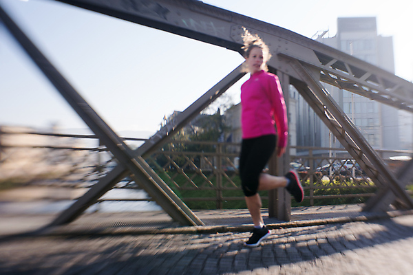포토 JPG 해외이미지 전신 라이프스타일 여자 아침 건강 한명 성인 야외 옆모습 운동복 달리기 조깅 유산소운동 러닝 성인여자한명만 해외포토 주간 1 옷 뷰포인트 모션 사람 생활 운동 여자한명만 성인여자만 파일형식 이미지허브