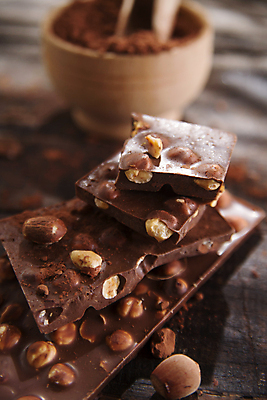 포토 JPG 해외이미지 조각 디저트 사람없음 아웃포커스 초콜릿 견과류 달콤 해외포토 음식 촬영기법 맛 파일형식 이미지허브