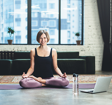 포토 JPG 해외이미지 라이프스타일 여자 행복 여유 스포츠 거실 신체 창문 휴식 스트레스 주택 건강 한명 야외 운동 에너지 매트 도시 날씬함 연습 명상 걱정 위치 압력 우울증 해외포토 1 감정 컨셉 사람 건물 생활 질병 몸매 파일형식 이미지허브