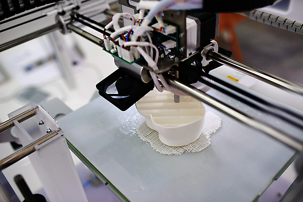 포토 JPG 해외이미지 실내 사람없음 모형 과학기술 작업 제조 인공 3D프린터 4차산업 해외포토 산업 기술 내부 인쇄기 파일형식 이미지허브