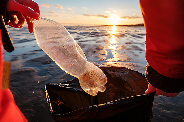 포토 JPG 해외이미지 산업 지구 호수 모래 파도 바다 자연 관리 한명 빨간색 물 강 태양 환경 일몰 새벽 재활용 행성 수비 환경오염 오염 보호 폐기물 위험 플라스틱 청소 수집 위협 재활용품 낭비 배기가스 생태학 운동가 처리 헬프 수평선 해외포토 자연요소 1 교육 컬러 컨셉 모션 재질 사람 우주 노을 도움 쓰레기 친환경 생태계 파일형식 이미지허브