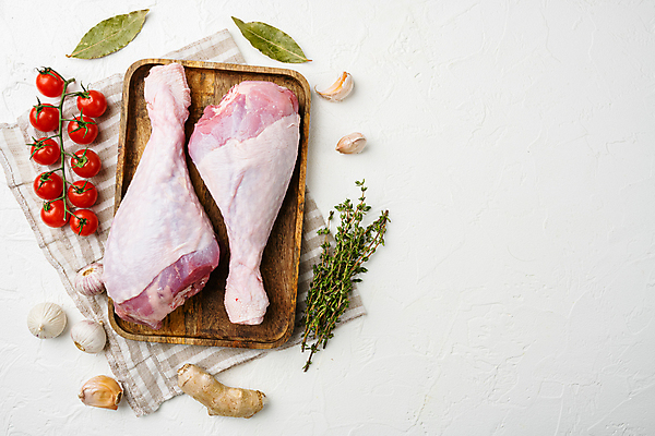 포토 JPG 해외이미지 방울토마토 마늘 생고기 사람없음 닭고기 생강 나무쟁반 백리향 생닭 카피스페이스 해외포토 토마토 채소 쟁반 육류 목재 공백 닭 파일형식 이미지허브