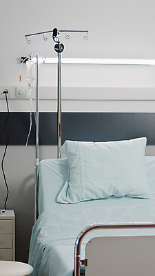 포토 JPG 해외이미지 베개 실내 병원 사람없음 병실 링거걸이 병원침대 입원실 해외포토 의학 침구 내부 침대 입원 파일형식 이미지허브