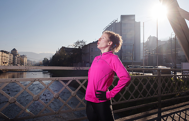 포토 JPG 해외이미지 라이프스타일 여자 허리손 아침 건강 한명 상반신 성인 야외 옆모습 운동복 달리기 조깅 햇빛 호흡 유산소운동 러닝 성인여자한명만 해외포토 주간 1 옷 뷰포인트 포즈 모션 사람 생활 운동 태양 여자한명만 성인여자만 파일형식 이미지허브