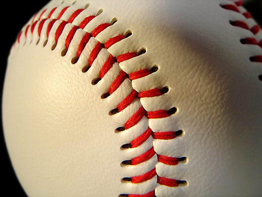 포토 JPG 해외이미지 스포츠 공 사람없음 빨간색 야구 게임 흰색 원형 가죽 오브젝트 해외포토 도형 컬러 놀이 구기 파일형식 이미지허브