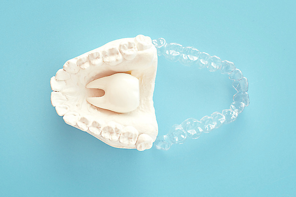 포토 JPG 해외이미지 모양 여자 과학 건강 치과 병원 미소 사람없음 뷰티 약 환자 의사 흰색 투명 바이러스 수리 치아 씻기 보호장비 사인 치과의사 박테리아 실리콘 직진 해외포토 컬러 의학 표정 사람 청결 장비 의료진 소화기관 파일형식 이미지허브