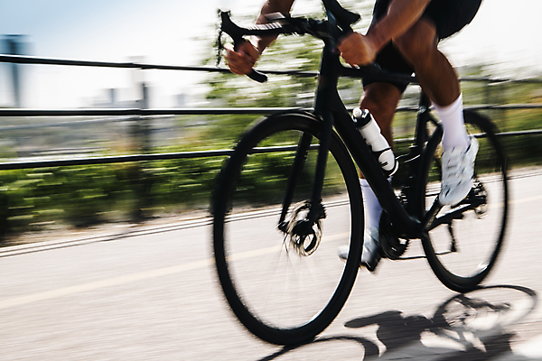 포토 JPG 주간 남자 한명 성인 취미 야외 옆모습 30대 자전거 한국인 하반신 승차 사이클선수 속도 유산소운동 라이딩 패닝샷 한강시민공원 성인남자한명만 국내포토 자연요소 1 공원 뷰포인트 모션 운동선수 촬영기법 사람 동양인 장년 운동 바이크 한강 남자한명만 성인남자만 파일형식