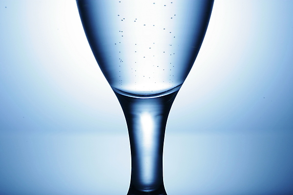 포토 JPG 해외이미지 1 음료 다이어트 유리 탁자 호텔 주택 건강 사람없음 일상 컵 물 파란색 빛 식당 저녁식사 거품 신선 바 투명 액체 떨어짐 시원함 갈증 순수 묘사 싱글 상쾌 심플 가스 내추럴 점심식사 해외포토 자연요소 식기 감정 컬러 가구 컨셉 재질 숙소 건물 라이프 상점 식사 파일형식 이미지허브