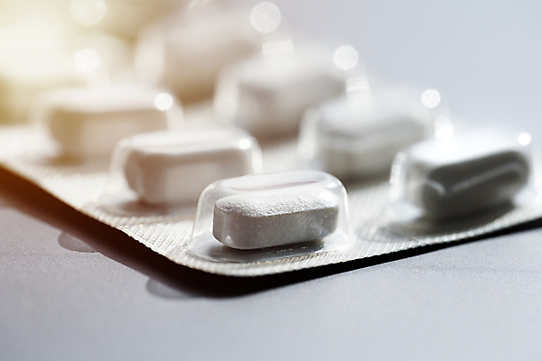 포토 JPG 해외이미지 건강 사람없음 치료 파란색 알약 약 고통 약국 두통 팩 패키지 돌봄 마약 진통제 헬프 항생제 해외포토 감정 컬러 의학 모션 화장품 도움 질병 파일형식 이미지허브