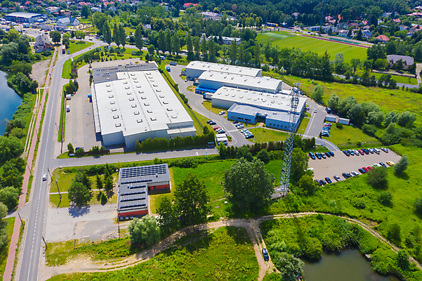 포토 JPG 해외이미지 산업 도로 비즈니스 교통시설 안테나 사람없음 건물 화물 상품 주식 교차로 창고 상업 머리위 지역 트랙터 수납 짐차 무거움 트레일러 슈퍼마켓 수입 조감도 터미널 해외포토 건축물 길 교통 통신 자동차 금융 상점 운송업 무게 농기계 시설 특수차량 파일형식 이미지허브