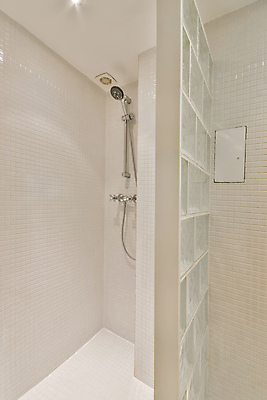 포토 JPG 해외이미지 실내 사람없음 인테리어 욕실 심플 샤워기 샤워실 해외포토 디자인 내부 샤워시설 파일형식 이미지허브