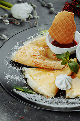 포토 JPG 해외이미지 전통 식기 접시 열매 음료 음식 백그라운드 다이어트 과일 딸기 디저트 치즈 사람없음 가로 케이크 식사 저녁식사 희망 튀김 흰색 신선 고명 달콤 아침식사 굽기 먹기 민트 크림 상쾌 산딸기 머리위 시럽 칼로리 꿀 흙더미 팬케이크 점심식사 깊이 페스츄리 핸드메이드 크레이프 맛있는 해외포토 식물 감정 빵 컬러 모션 유제품 건강 흙 맛 구이 허브 파일형식 더미 이미지허브