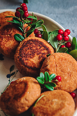 포토 JPG 해외이미지 전통 식기 접시 음식 조각 과일 부분 탁자 아침 디저트 치즈 건강 사람없음 목재 장식 우주 케이크 식사 저녁식사 튀김 시골 신선 뜨거움 거친 달콤 맛 아침식사 상품 정상 잼 굽기 먹기 메뉴 블루베리 브런치 부드러움 팬케이크 점심식사 러시아인 옛날 페스츄리 핸드메이드 해외포토 주간 서양인 나무 빵 가구 컨셉 재료 모션 유제품 감각 소스_음식 구이 파일형식 이미지허브