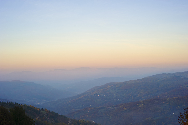 포토 JPG 해외이미지 나무 식물 유럽 여행 백그라운드 자연 하늘 휴가 산 파노라마 사람없음 야외 가로 초록색 파란색 컬러풀 햇빛 뷰티 노란색 여행객 침묵 황혼 일몰 새벽 연기 저녁 지중해 언덕 장면 암초 남쪽 몬테네그로 발칸반도 해외포토 자연요소 나라 바다 컬러 촬영기법 사람 태양 노을 소리 야간 방향 생태계 파일형식 이미지허브