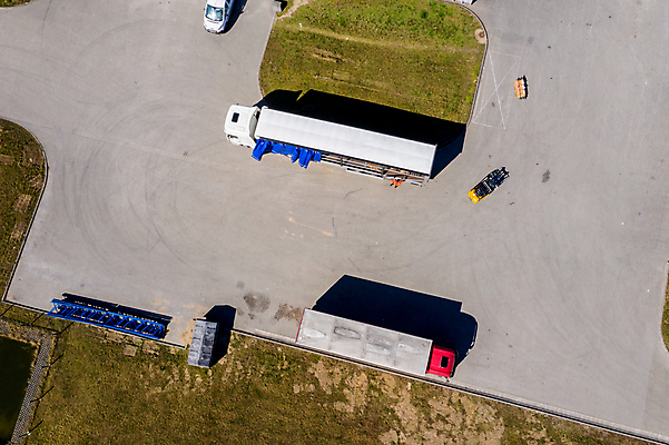 포토 JPG 해외이미지 직업 산업 음식 육상교통 교통수단 백그라운드 패턴 비즈니스 교통시설 멕시코 사람 사람없음 야외 가로 빨간색 하이앵글 컬러풀 세일 트럭 도시 큼 주차 배열 그리스 창고 일렬 짐차 질서 소매 물류 로딩 조감도 해외포토 유럽 뷰포인트 컬러 교통 북아메리카 무늬 자동차 예절 크기 시설 파일형식 이미지허브