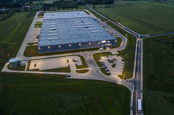 포토 JPG 해외이미지 식물 외관 산업 컨셉 비즈니스 공장 교통시설 사람없음 건물 상점 황혼 화물 도시 센터 제조 상품 정상 야간 주식 창고 무역 상업 수납 짐차 트레일러 물류 슈퍼마켓 분배 터미널 해외포토 자연요소 건축물 교통 공업 자동차 금융 일몰 운송업 시설 파일형식 이미지허브