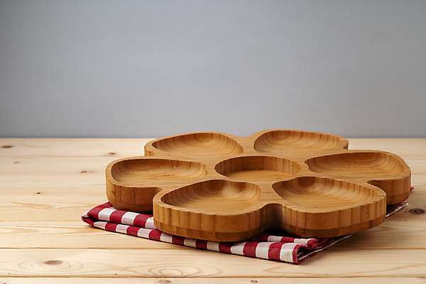 포토 JPG 해외이미지 회색배경 사람없음 목재 식탁보 오브젝트 냅킨 나무그릇 나무배경 해외포토 나무 그릇 백그라운드 재료 회색 파일형식 이미지허브