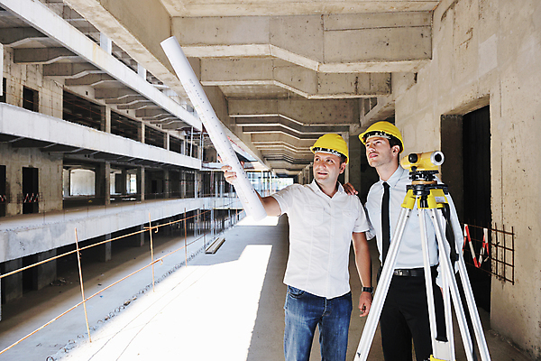 포토 JPG 해외이미지 남자 건축 건설업 들기 상반신 성인 두명 앞모습 옆모습 카메라 건설현장 설계도 비즈니스맨 엔지니어 안전모 건축가 성인남자만 해외포토 직업 산업 뷰포인트 비즈니스 모션 사람 전자제품 직장인 기술자 헬멧 안전장비 남자만 성인만 파일형식 이미지허브