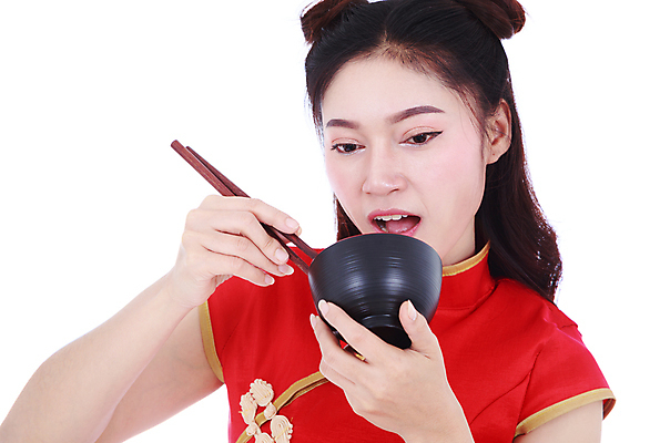 포토 JPG 해외이미지 전통 손 드레스 여자 행복 문화 음식 백그라운드 젓가락 태국 밥 새로움 한국 요리 한명 미소 사람 동양인 컵 빨간색 식당 일본 축제 식사 중국 흰색 축하 잡기 면 사발 치파오 연도 먹기 고립 해외포토 1 식기 옷 감정 아시아 컬러 컨셉 모션 수저 표정 인종 신체부위 상점 사기그릇 전통의상 파일형식 이미지허브