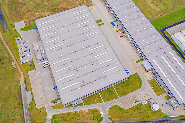 포토 JPG 해외이미지 공원 산업 도로 비즈니스 교통시설 자동차 안테나 사람없음 건물 트럭 화물 도시 센터 역 상품 정상 주식 컨테이너 창고 상업 머리위 지역 트랙터 수납 짐차 무거움 트레일러 물류 슈퍼마켓 드론 분배 수입 터미널 해외포토 건축물 공공시설 길 육상교통 교통 통신 금융 상점 운송업 무게 농기계 시설 특수차량 파일형식 이미지허브