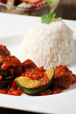 포토 JPG 해외이미지 접시 포크 토마토 채소 고추 밥 양파 파프리카 파슬리 마늘 요리 동양인 사람없음 목재 초록색 샐러드 튀김 흰색 뜨거움 원형 널 인도인 크림 매움 카레 생강 마살라 주키니 채식주의자 해외포토 도형 외국인 나무 식기 음식 컬러 재료 인종 맛 채식 파일형식 이미지허브