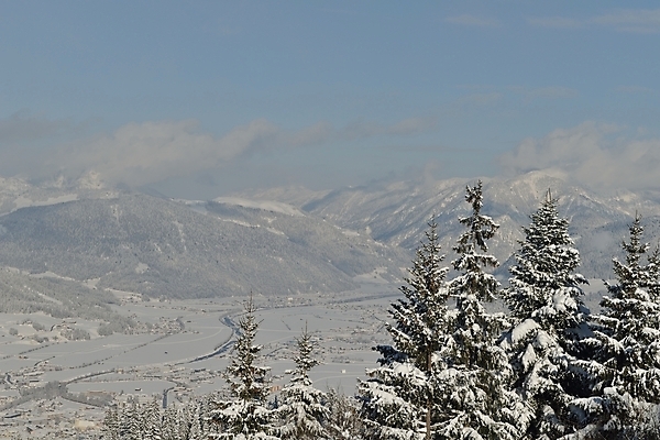 포토 JPG 해외이미지 주간 나무 겨울 하늘 사람없음 야외 눈 겨울풍경 설산 해외포토 자연요소 식물 계절 날씨 산 풍경 파일형식 이미지허브