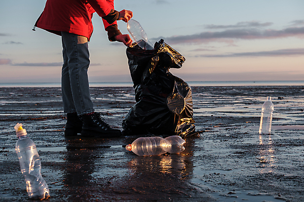 포토 JPG 해외이미지 산업 지구 호수 모래 파도 바다 자연 관리 한명 빨간색 물 강 태양 환경 일몰 새벽 재활용 행성 수비 환경오염 오염 보호 폐기물 위험 플라스틱 청소 수집 위협 재활용품 낭비 배기가스 생태학 운동가 처리 헬프 수평선 해외포토 자연요소 1 교육 컬러 컨셉 모션 재질 사람 우주 노을 도움 쓰레기 친환경 생태계 파일형식 이미지허브
