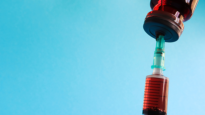 포토 JPG 해외이미지 과학 백그라운드 유리 유리병 건강 병원 주사기 사람없음 치료 파란색 약 장비 흰색 바늘 투명 액체 막대기 실험실 바이러스 당기기 질병 컨테이너 플라스틱 약국 주사약 테라피 돌봄 방법 백신 복용 예방접종 예방주사 해외포토 산업 컬러 의학 의료기기 모션 재질 병_용기 실험 뷰티 도구 예방 접종 파일형식 이미지허브